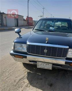 تۆیۆتا کراون